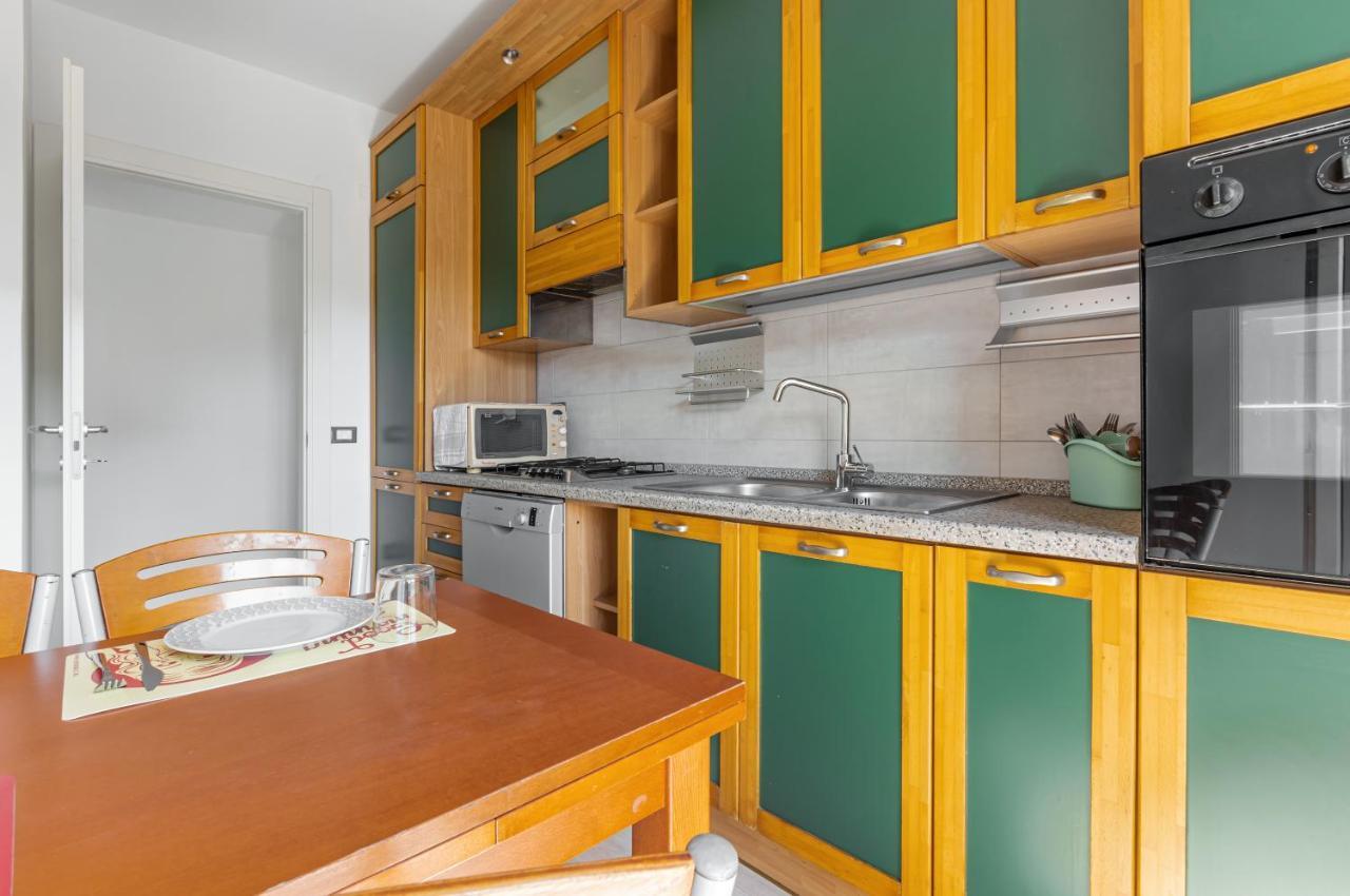 Quartu Sant'Elena Roomy Flat With Private Parking! Exterior foto