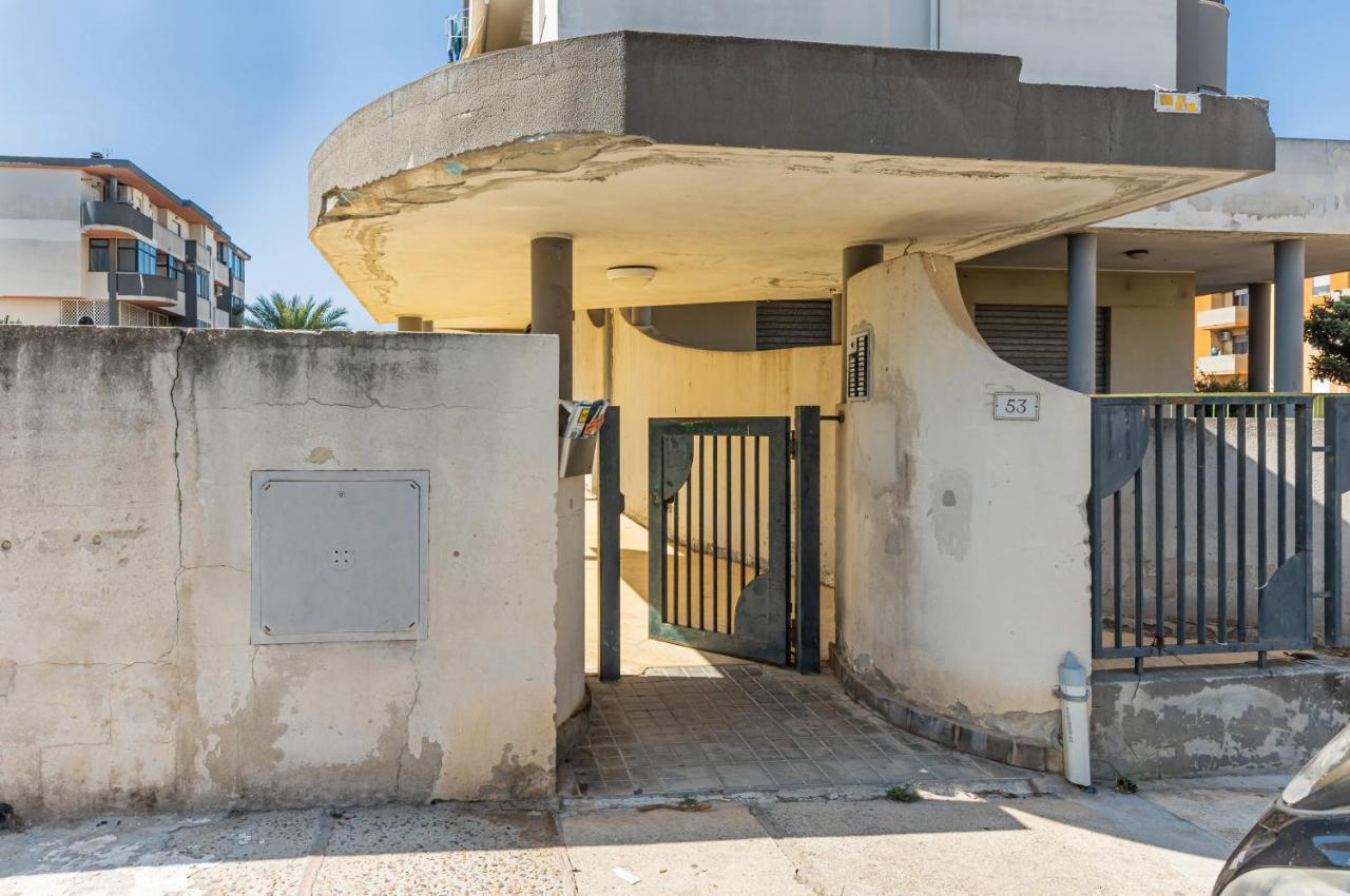 Quartu Sant'Elena Roomy Flat With Private Parking! Exterior foto